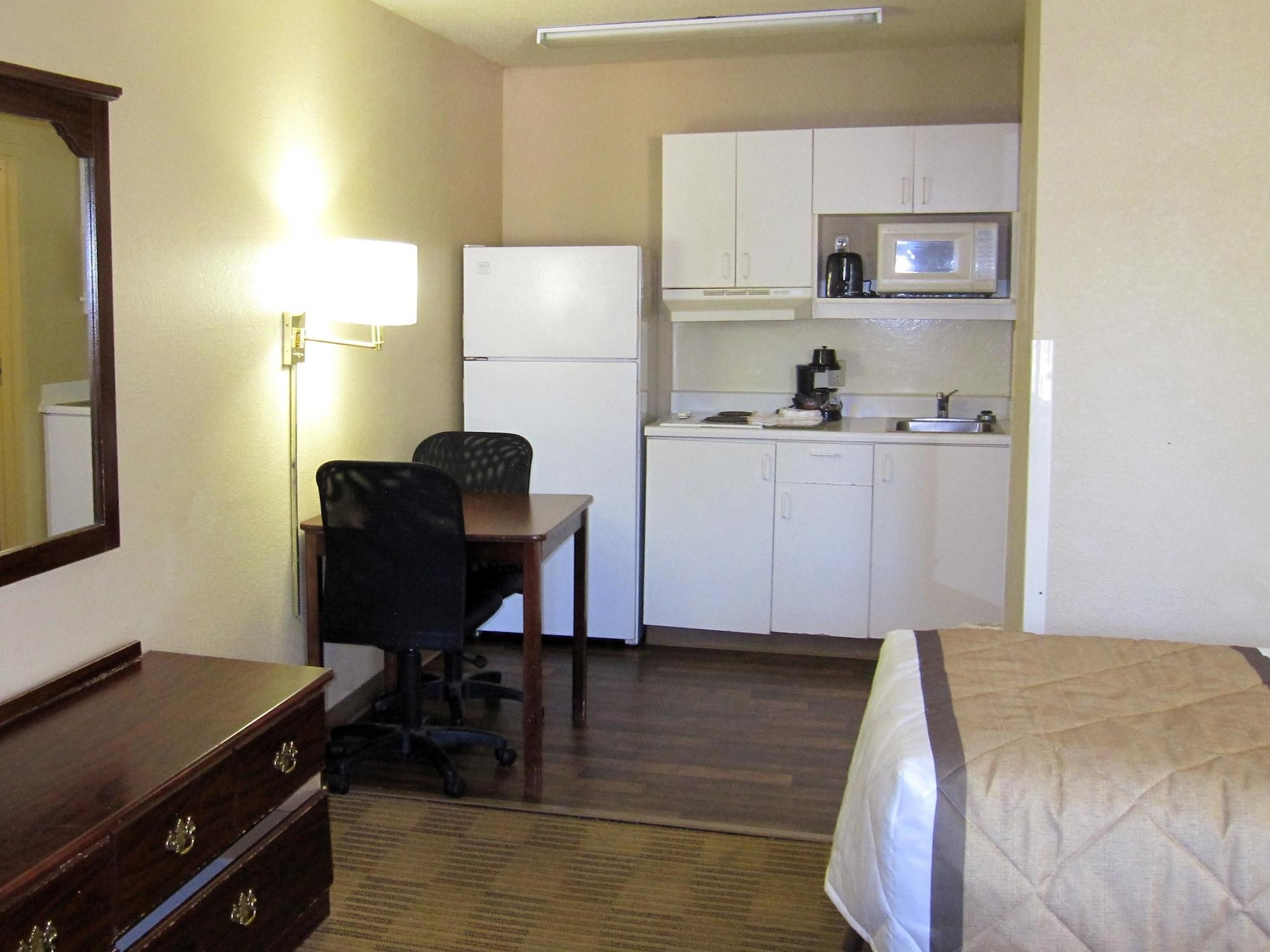 Extended Stay America Suites - St Louis - Westport - E Lackland Rd Maryland Heights Exterior foto
