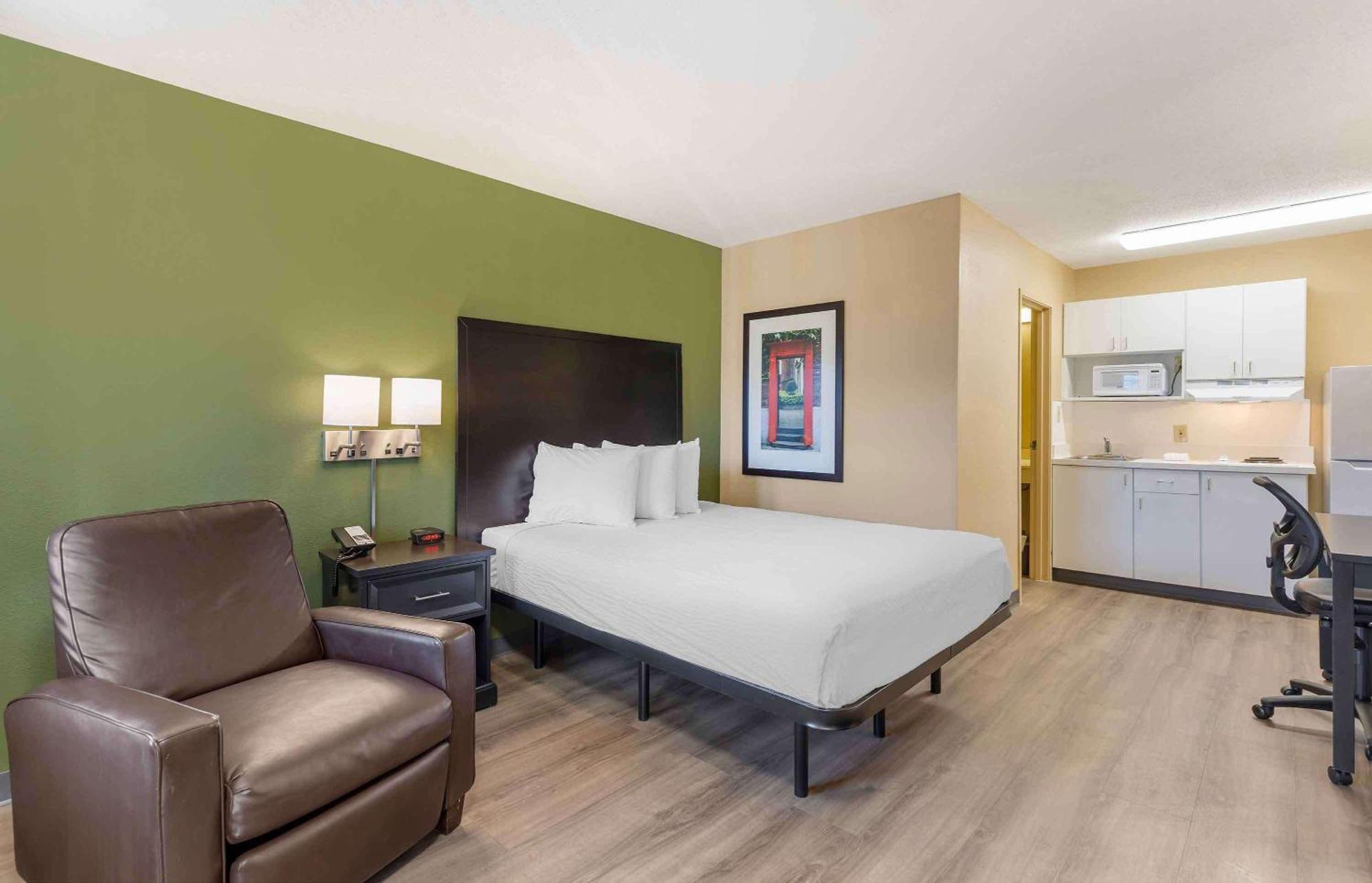 Extended Stay America Suites - St Louis - Westport - E Lackland Rd Maryland Heights Exterior foto