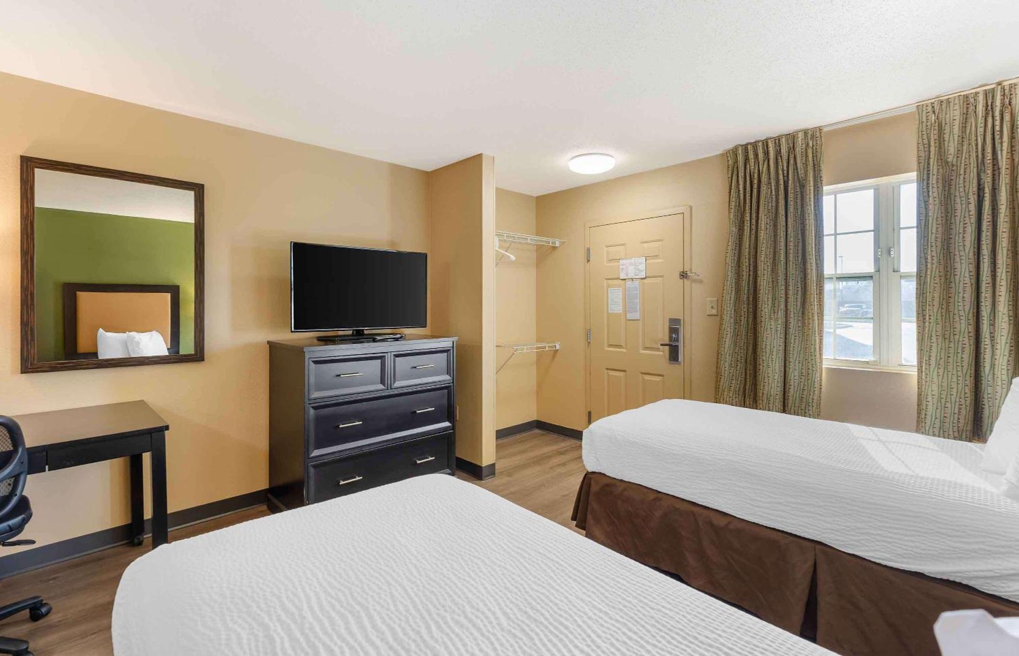 Extended Stay America Suites - St Louis - Westport - E Lackland Rd Maryland Heights Exterior foto